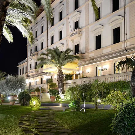 Vittoria Hotel 5*