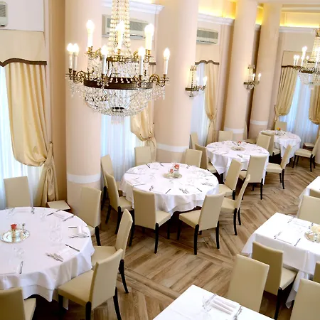 Vittoria Hotel 5*